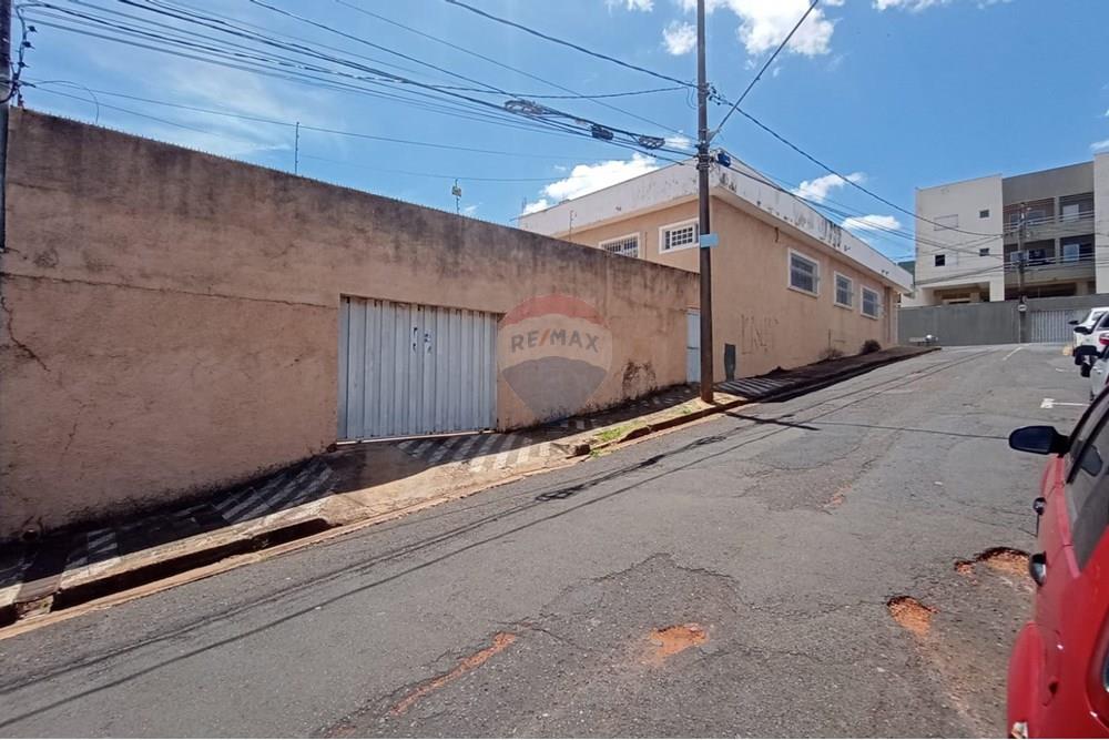 Casa - Venda - Uberaba , Minas Gerais -  (1).jpeg - 870291025-88