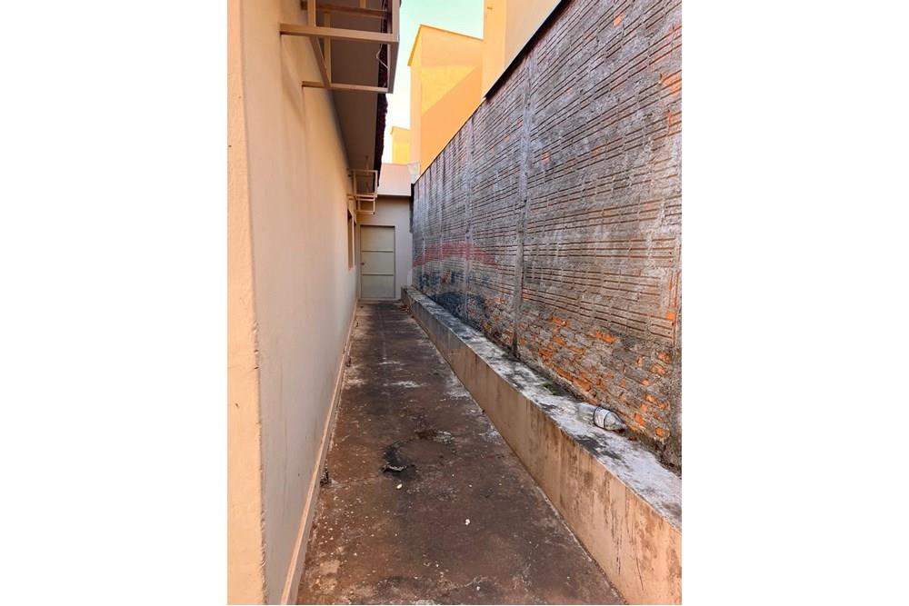 Casa - Venda - Uberaba , Minas Gerais - WhatsApp Image 2025-10-28 at 09.12.06.jpeg - 870291032-7