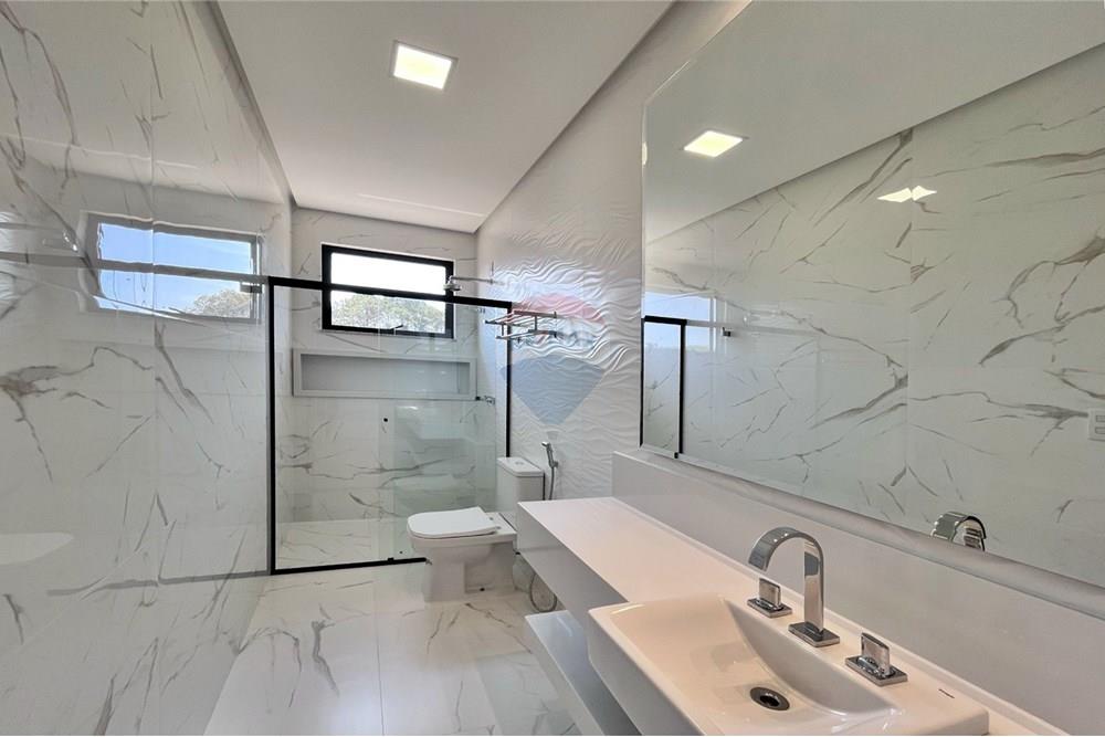 Casa - Venda - Capitólio , Minas Gerais - Imagem do WhatsApp de 2025-10-16 à(s) 15.36.28_850a9ba0.jpg - 870731003-33