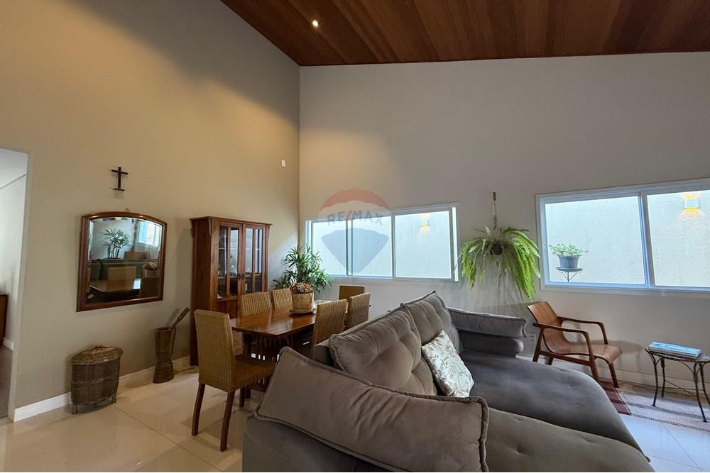 Casa - Venda - Araxá , Minas Gerais - WhatsApp Image 2025-10-02 at 12.24.17.jpeg - 870431031-53