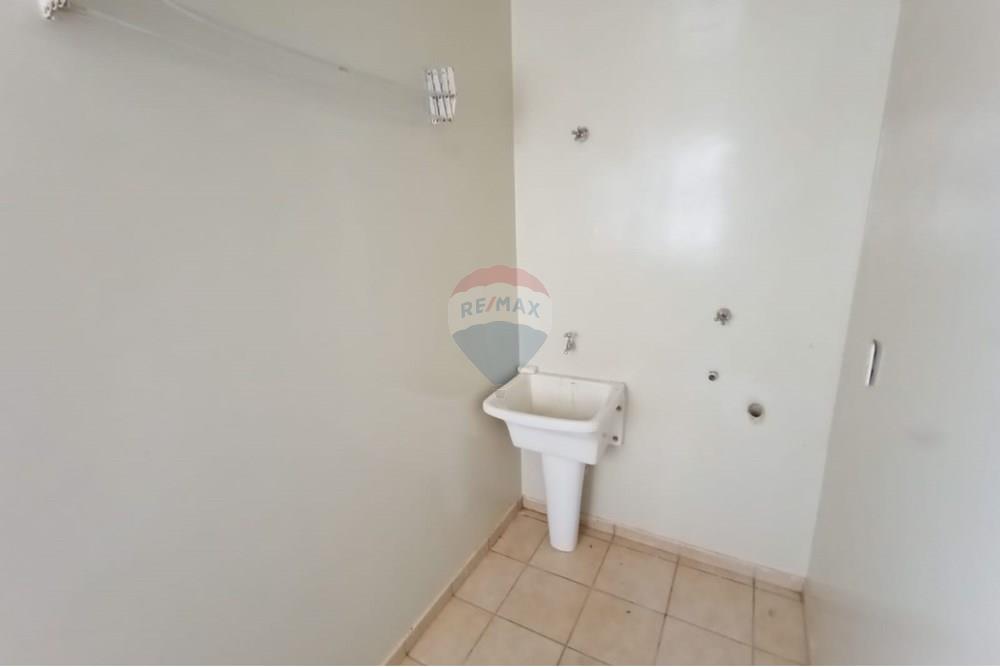 Apartamento - Alugar - Uberaba , Minas Gerais - 012 Apartamento Aluguel R$ 1.200 Parque do Mirante em Uberaba na Remax 870291025-100.jpeg - 870291025-100