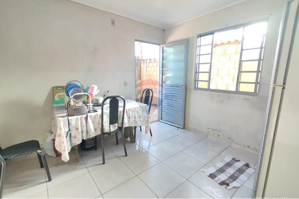 Casa - Venda - Araguari , Minas Gerais - WhatsApp Image 2025-05-09 at 16.21.54 (2).jpeg - 870441010-98