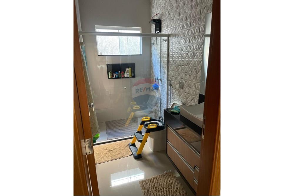 Casa - Venda - Uberaba , Minas Gerais - 07 Casa Venda R$1.100.000 no Jardim do Lago em Uberaba na Remax 870291025-125.jpeg - 870291025-125