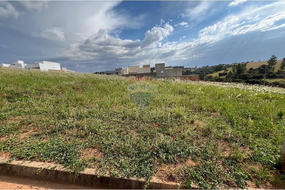 Terreno - Venda - Araxá , Minas Gerais - TTERNO RODRIGO 1.jpeg - 870431054-1