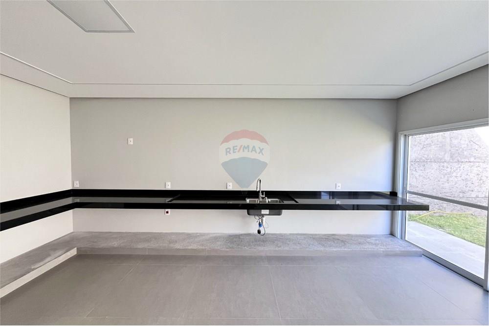 Casa - Venda - Capitólio , Minas Gerais - Imagem do WhatsApp de 2025-10-06 à(s) 11.49.09_94c50760.jpg - 870731003-20