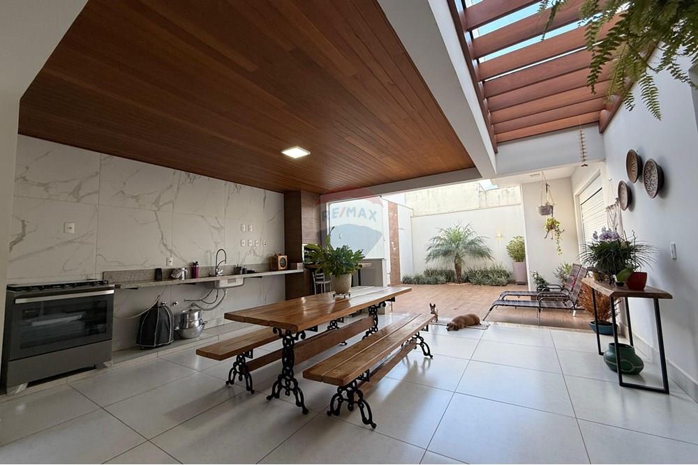 Casa - Venda - Araxá , Minas Gerais - WhatsApp Image 2025-10-02 at 12.25.22 (1).jpeg - 870431031-53