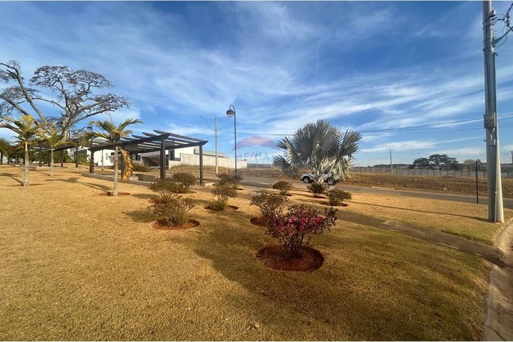 Terreno - Venda - Araxá , Minas Gerais - feb92b01-855e-4a6c-8f92-a4543dd6b32c.jpeg - 870431001-150