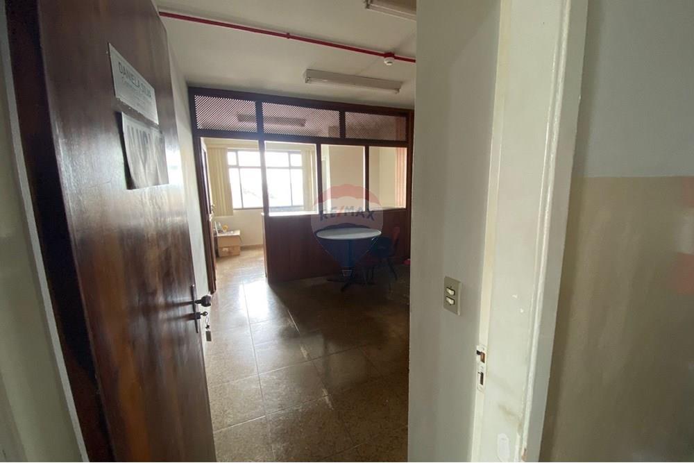 Cj. Comercial/ Sala - Venda - Araxá , Minas Gerais - WhatsApp Image 2025-11-04 at 13.42.21 (1).jpeg - 870431064-8