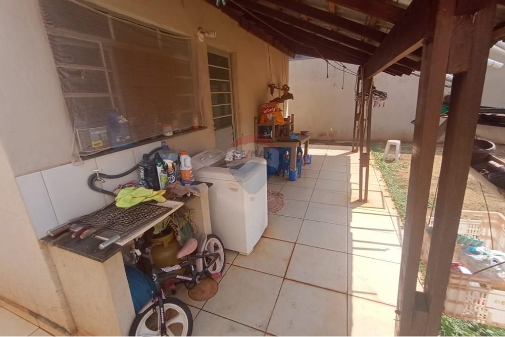 Casa - Venda - Uberaba , Minas Gerais - 13 Casa Venda 350 mil no Beija Flor em Uberaba na Remax 870291025-128.jpeg - 870291025-128