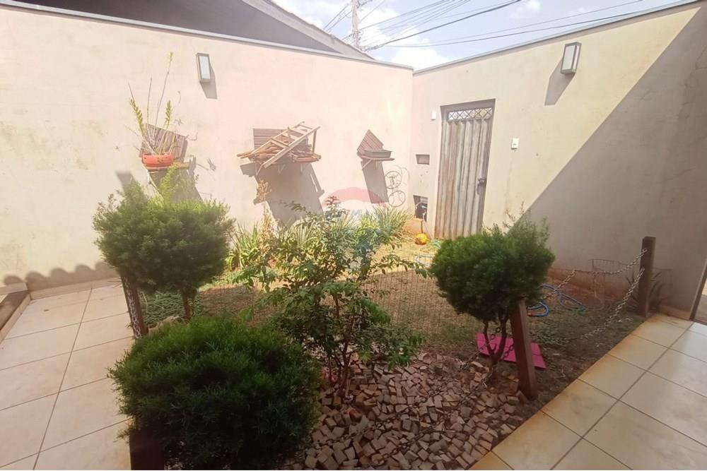 Casa - Venda - Uberaba , Minas Gerais - 02 Casa Venda 350 mil no Beija Flor em Uberaba na Remax 870291025-128.jpeg - 870291025-128