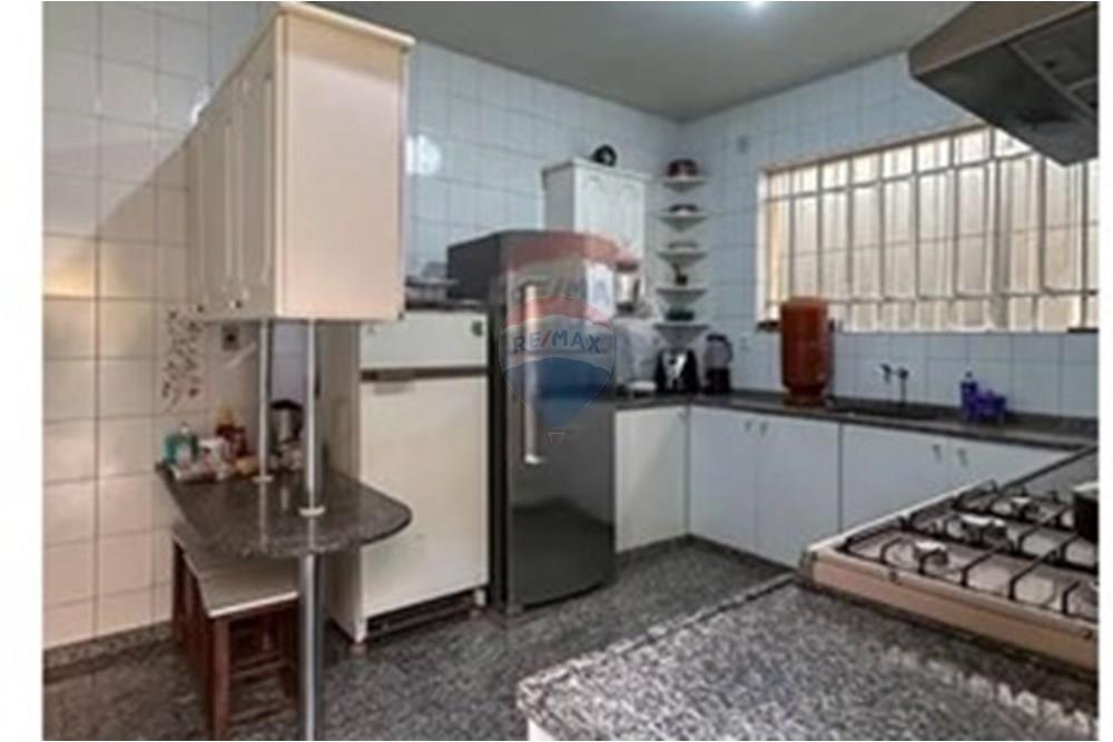 Casa Comercial - Venda - Belo Horizonte , Minas Gerais - WhatsApp Image 2025-02-13 at 19.49.26 (2).jpeg - 870251096-3