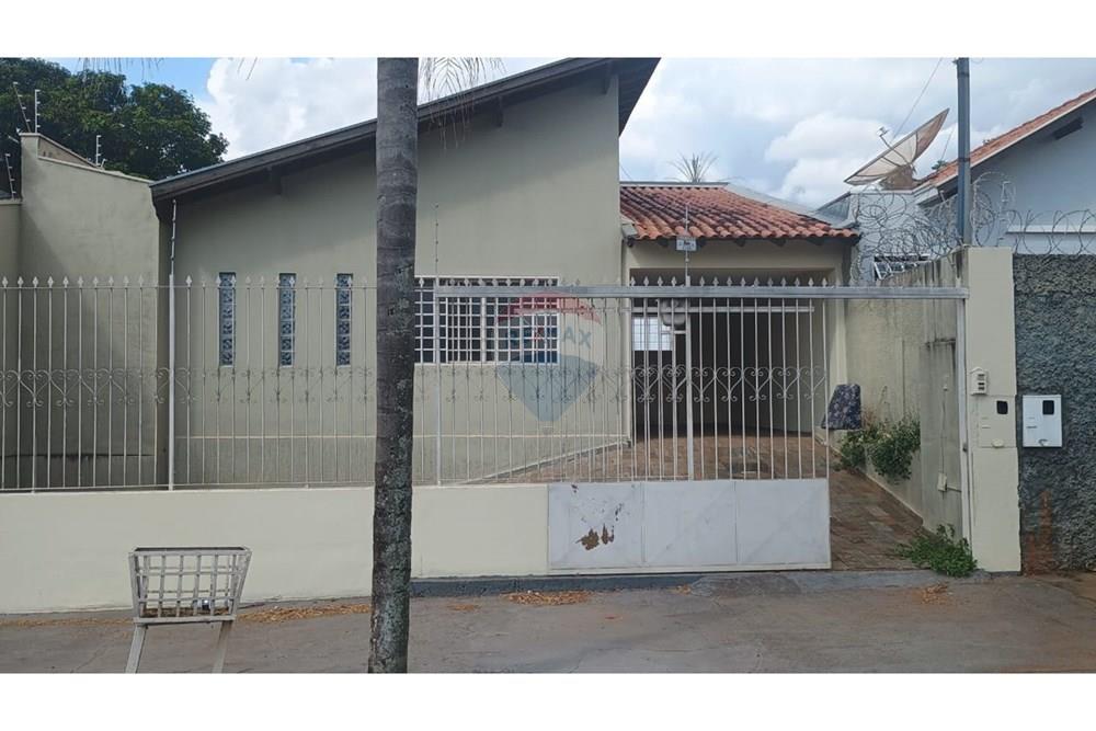 Casa - Venda - Uberaba , Minas Gerais - WhatsApp Image 2025-10-30 at 20.41.26 (1).jpeg - 870291032-10