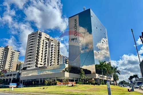 Venda-Apart Hotel/ Flat-Cullinan Hplus Premium SHN Qd. 04 , 4/5  - Asa Norte , Brasília , Distrito Federal , 70704050-880411001-150