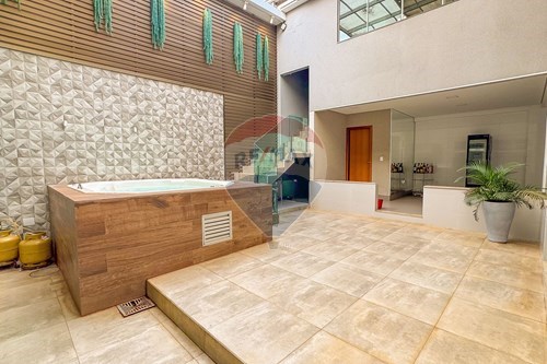 Venda-Casa-Setor C Norte Qnc 12 , 3  - Taguatinga Norte , Taguatinga , Distrito Federal , 72115620-880111053-127