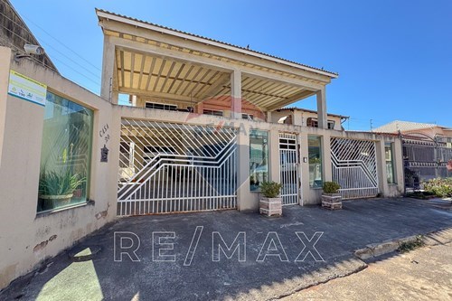 Venda-Casa-QRI 29 Casa LT , 20  - Residencial Santos Dumont , Santa Maria , Distrito Federal , 72594229-880111117-5