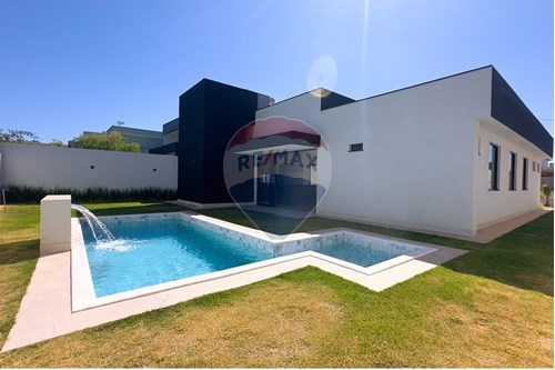 Venda-Casa de Condomínio-Qd. 203 Conjunto 06 , 001  - Alto da Boa Vista , Sobradinho , Distrito Federal , 73130010-880331042-28