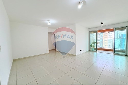 Venda-Apartamento-Rua 4 Sul Aguas Claras , 09  - estação arniqueira  - Sul , Águas Claras , Distrito Federal , 71937000-880111080-11