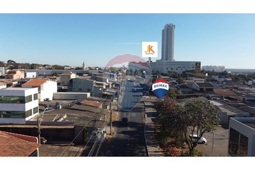 Venda-Casa-QNL 23 CONJ H LT 17 , 17  - Esquina estação do sabor  - Taguatinga Norte , Taguatinga , Distrito Federal , 72152308-880341045-1