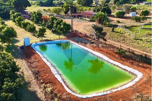 Venda-Chácara / Sítio / Fazenda-Gleba 02 , Lote 131  - Zona Rural , Brazlandia , Distrito Federal , 72773010-880351001-200