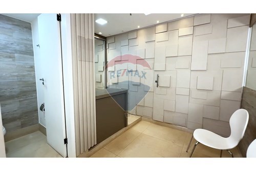 Venda-Cj. Comercial/ Sala-SCN QD 02 BLOCO D TORRE B , 1020  - Asa Norte , Brasília , Distrito Federal , 70712903-880111053-106