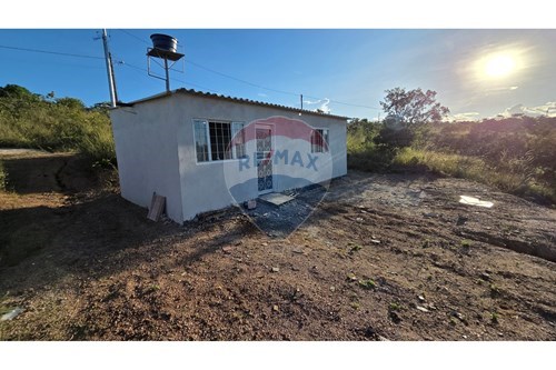 Venda-Casa-BR 060 Km 16 Morada do Sol Quadra 49 , 4  - Alexânia , Alexânia , Goiás , 72930-000-880131003-234