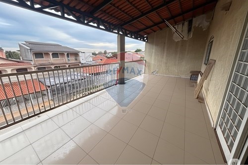 Venda-Casa-Qe 36 , 12  - Quarto batalhão de policia militar  - Guara II , Guara , Distrito Federal , 71065073-880351037-48