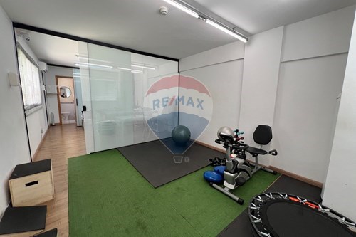 Venda-Cj. Comercial/ Sala-Rua das Carnaúbas , Qd 301  - Em frente ao parque Águas Claras  - Norte , Águas Claras , Distrito Federal , 71904540-880351010-66