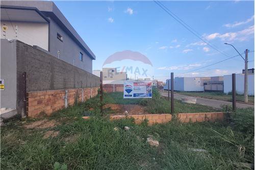 Venda-Terreno-Quadra 04 Conjunto C casa , 07  - Guara II , Guara , Distrito Federal , 71071122-880341024-137