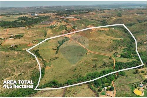 Venda-Chácara / Sítio / Fazenda-DF 180, KM 2 A ESQUERDA SENTIDO BR 070, INCRA 9 , 485  - Zona Rural , Ceilandia , Distrito Federal , 72276-994-880241010-49