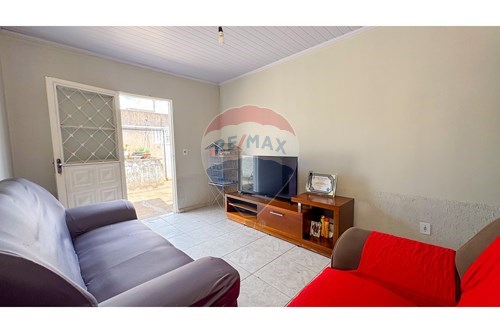 Venda-Casa-Quadra 03 cj A , 00  - Proximo parada e mercado Bevia, Academia Word  - Fazendinha , Paranoa , Distrito Federal , 71596303-880111037-83