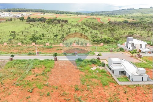 Venda-Terreno-Condomínio Le Premier Résidence , 5  - Tororó  - Jardim Botânico , Brasília , Distrito Federal , 71684570-880341021-108