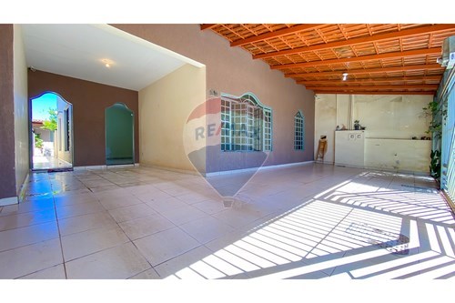 Venda-Casa-Setor M Norte Qnm 36 Conjunto U , 20  - Taguatinga Norte , Taguatinga , Distrito Federal , 72145621-880111105-3