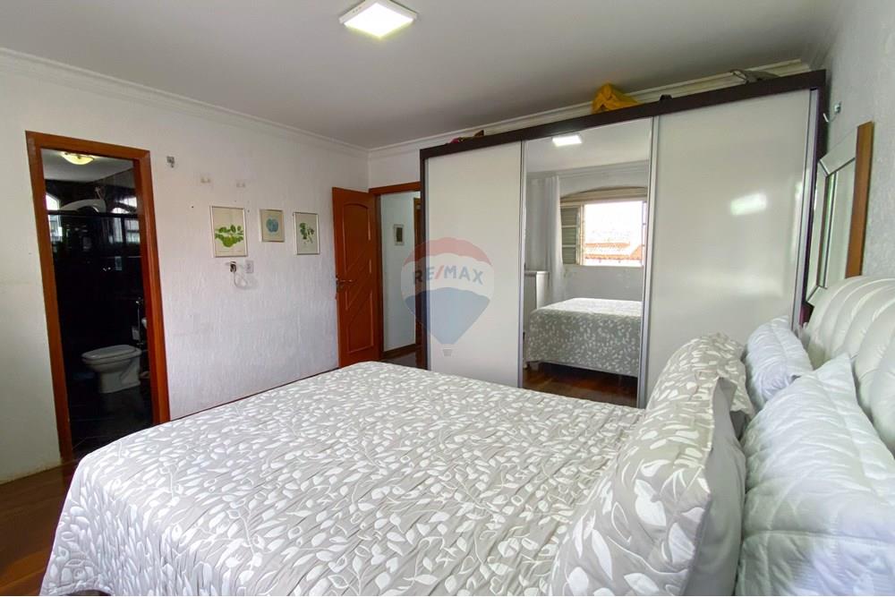 Sobrado - Venda - Riacho Fundo , Distrito Federal - IMG_3204.jpg - 880111105-1