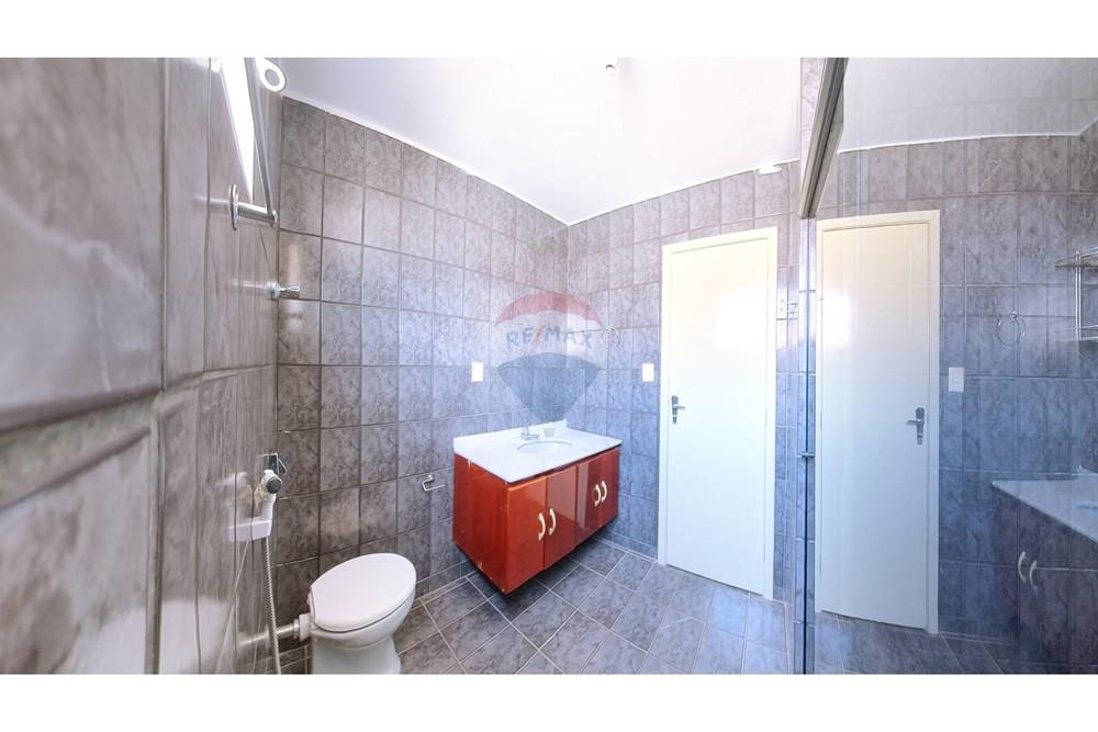 Casa - Venda - Brasília , Distrito Federal - banheiro suite principal.jpg - 880341024-128