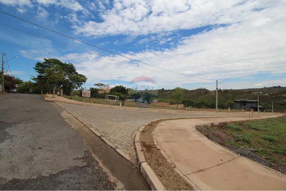 Terreno - Venda - Brasília , Distrito Federal - Rua do terreno 1.JPG - 880151004-210