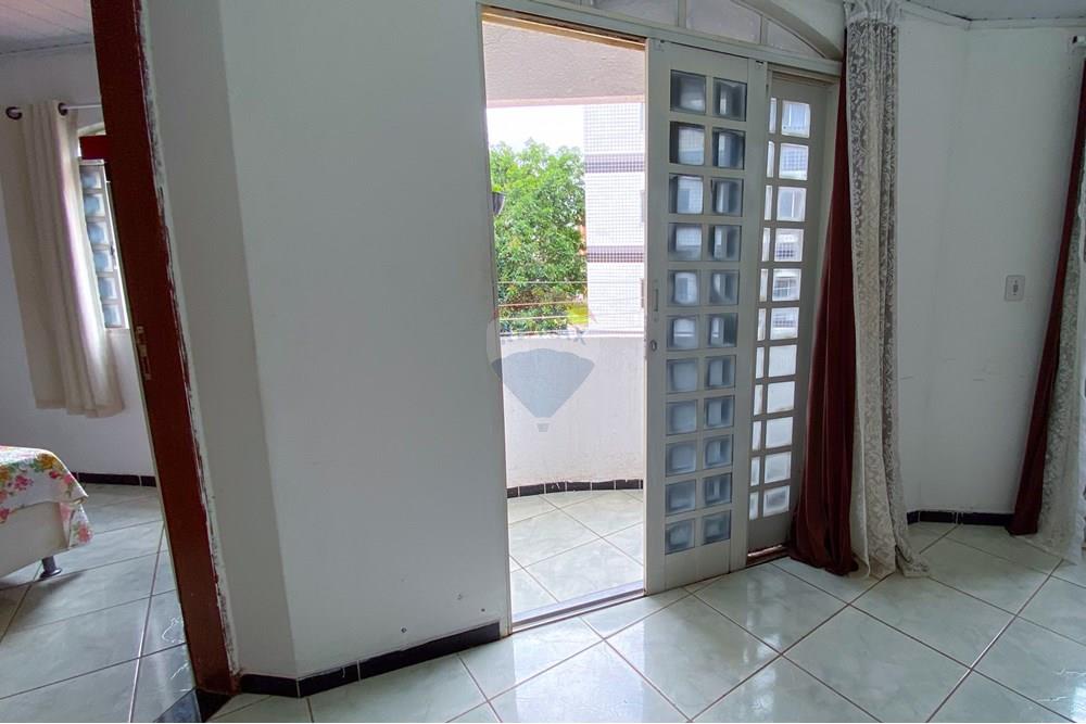 Sobrado - Venda - Riacho Fundo , Distrito Federal - IMG_3270.jpg - 880111105-1