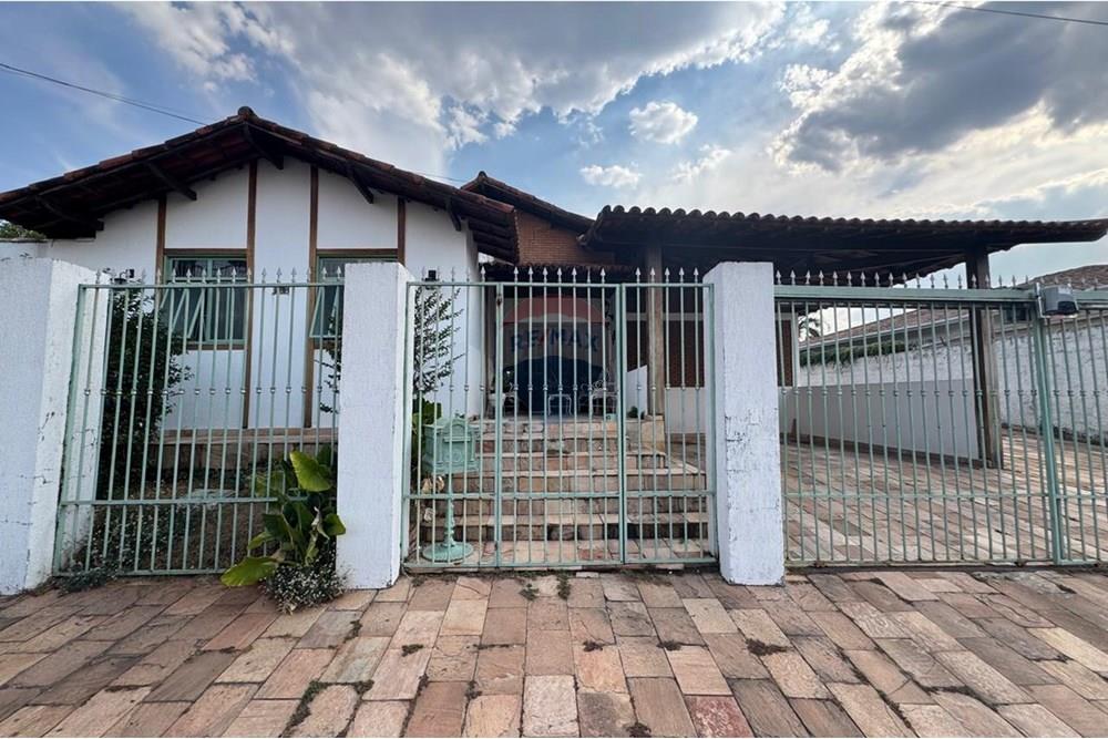 Casa - Venda - Brasília , Distrito Federal - Vista entrada IV.jpeg - 880241073-2