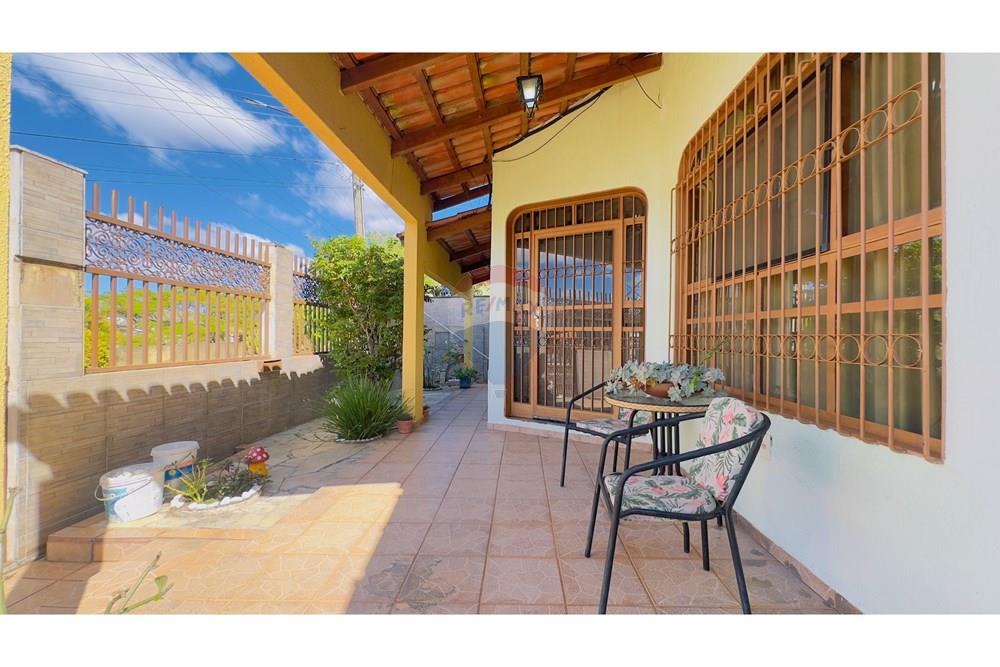 Casa - Venda - Sobradinho , Distrito Federal - Varanda .jpg - 880341013-76