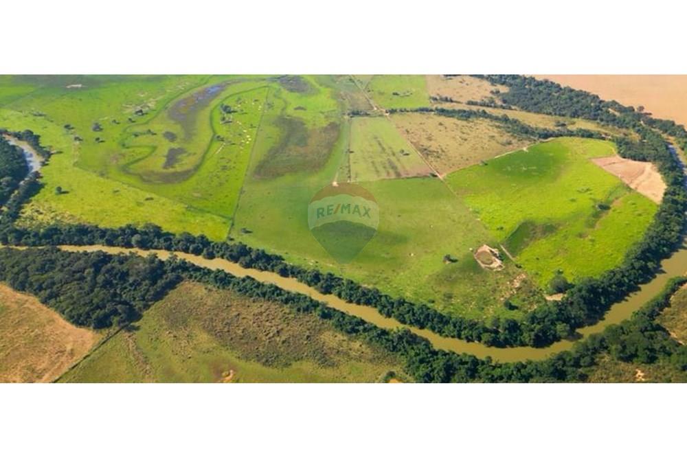 Chácara / Sítio / Fazenda - Venda - Unaí , Minas Gerais - WhatsApp Image 2025-02-26 at 08.09.38 (2).jpeg - Jardim Externo - 880261133-87