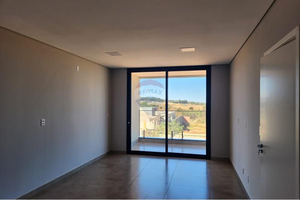 Casa - Venda - Brasília , Distrito Federal - Suite 1 - 1.jpg - 880151004-213