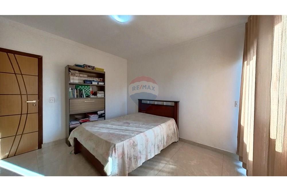 Casa de Condomínio - Venda - Taguatinga , Distrito Federal - quarto varanda boa.jpeg - 880341022-88