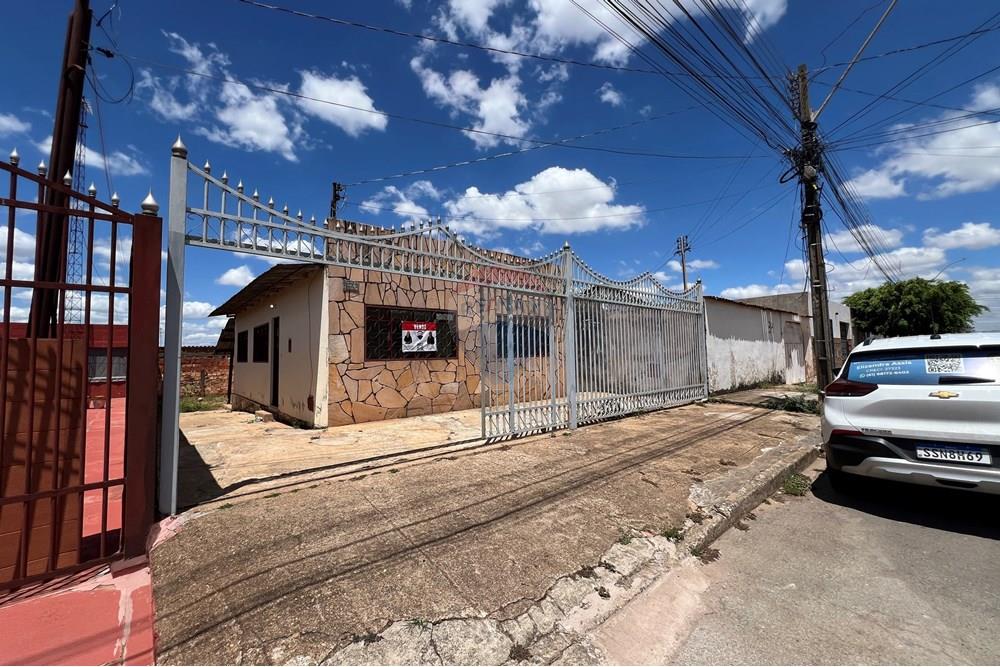 Casa - Venda - Ceilandia , Distrito Federal - IMG_5757.jpeg - 880351011-80