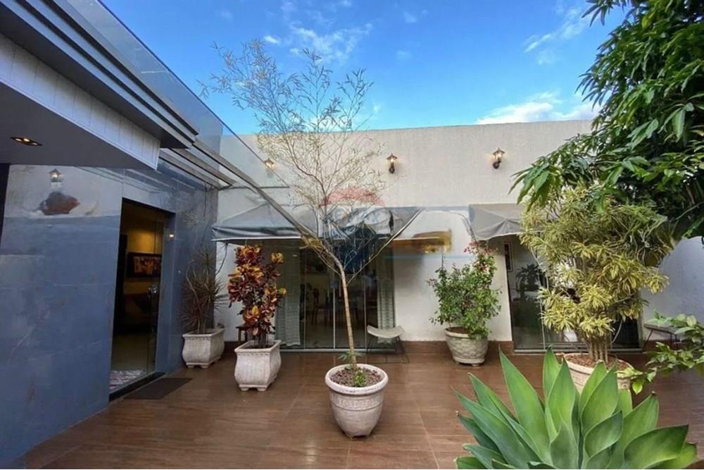 Casa - Venda - Candangolândia , Distrito Federal - 0.jpeg - Jardim Externo - 880391078-10