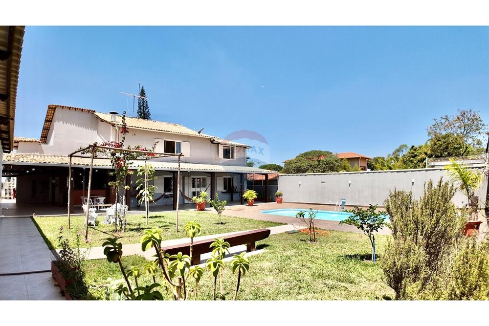 Casa - Venda - Brasília , Distrito Federal - 24 - Fachada Fundos A.jpeg - 880151004-208