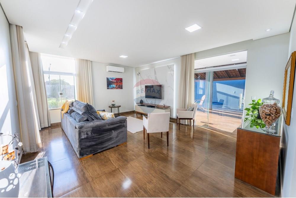 Casa - Venda - Sobradinho , Distrito Federal - WhatsApp Image 2025-10-15 at 09.45.52 (2).jpeg - 880111037-95