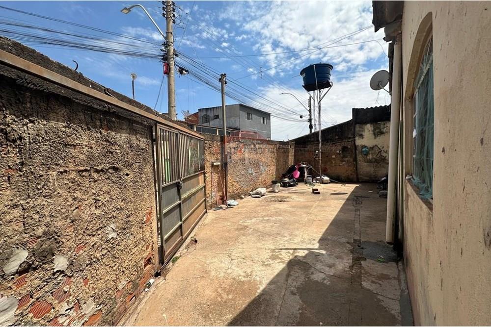 Casa - Venda - Samambaia , Distrito Federal - WhatsApp Image 2025-09-20 at 12.23.14 (11).jpeg - 880201049-28