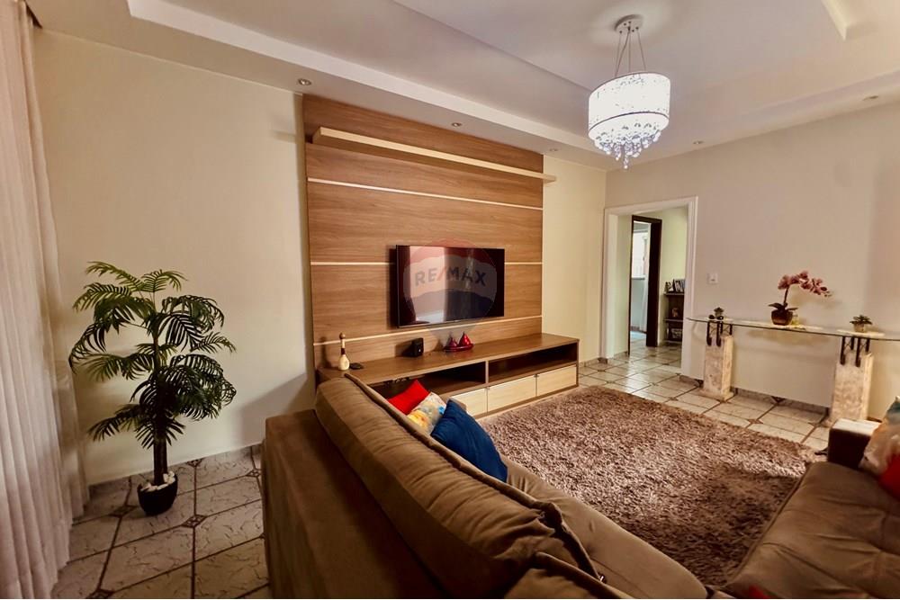 Casa - Venda - Taguatinga , Distrito Federal - IMG_2254.jpeg - Sala de estar - 880391071-13