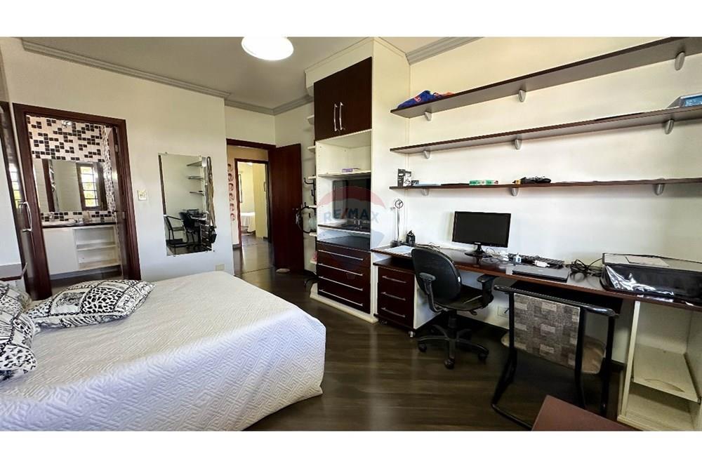 Casa - Venda - Brasília , Distrito Federal - WhatsApp Image 2025-07-29 at 17.09.41 (3).jpeg - Quarto de família - 880231087-88