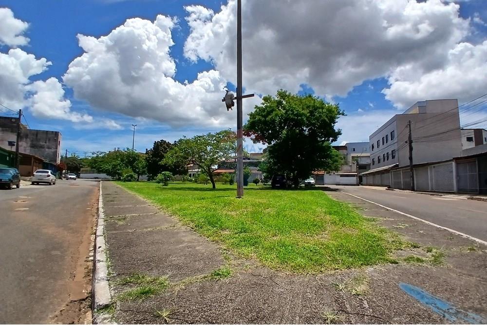 Sobrado - Venda - Samambaia , Distrito Federal - 20250123_130601.jpg - 880261050-30