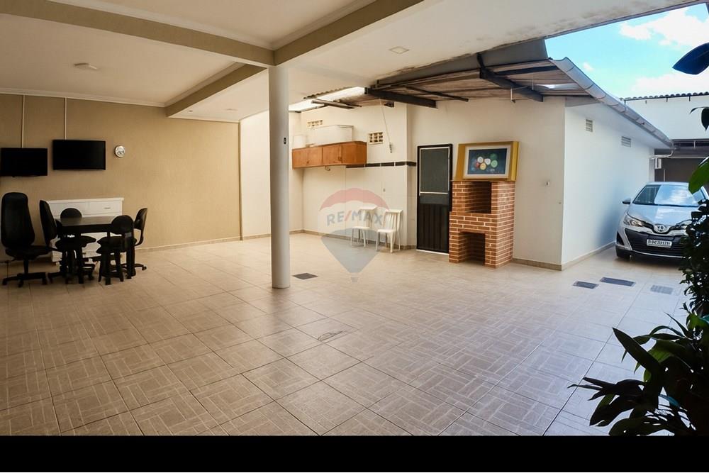 Sobrado - Venda - Taguatinga , Distrito Federal - F22A9B56-E4E9-484D-9F7E-E66B9456DC16.jpg - 880231061-46